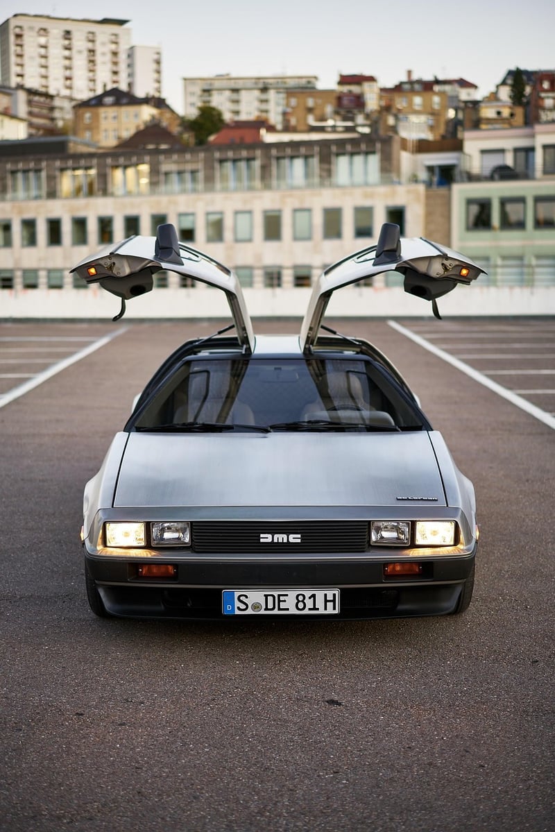 DeLorean DMC-12